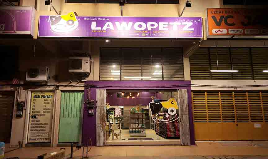 Lawopets pet shop di Kuantan, Pahang