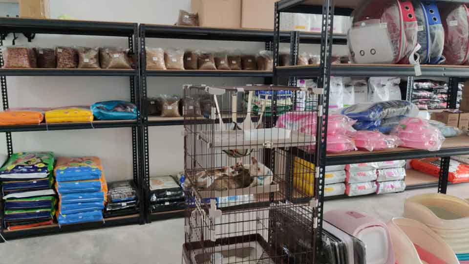 Makanan kucing dijual di Meowww pet petshop Jerantut